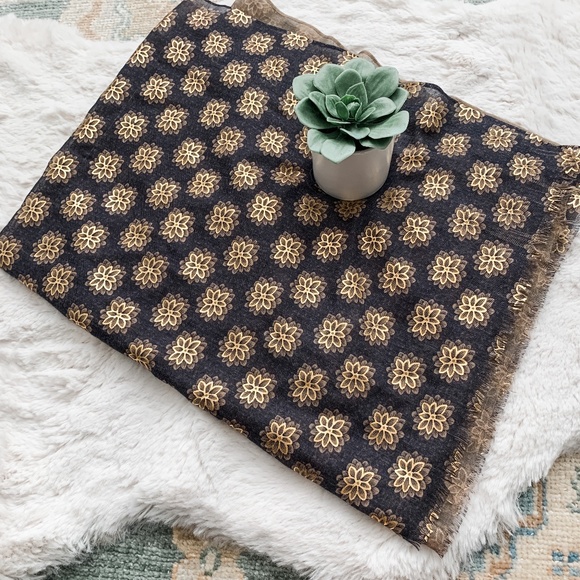 Lulla Collection by Bindya Blue & Gold Floral Oblong Lightweight Scarf - Picture 1 of 8